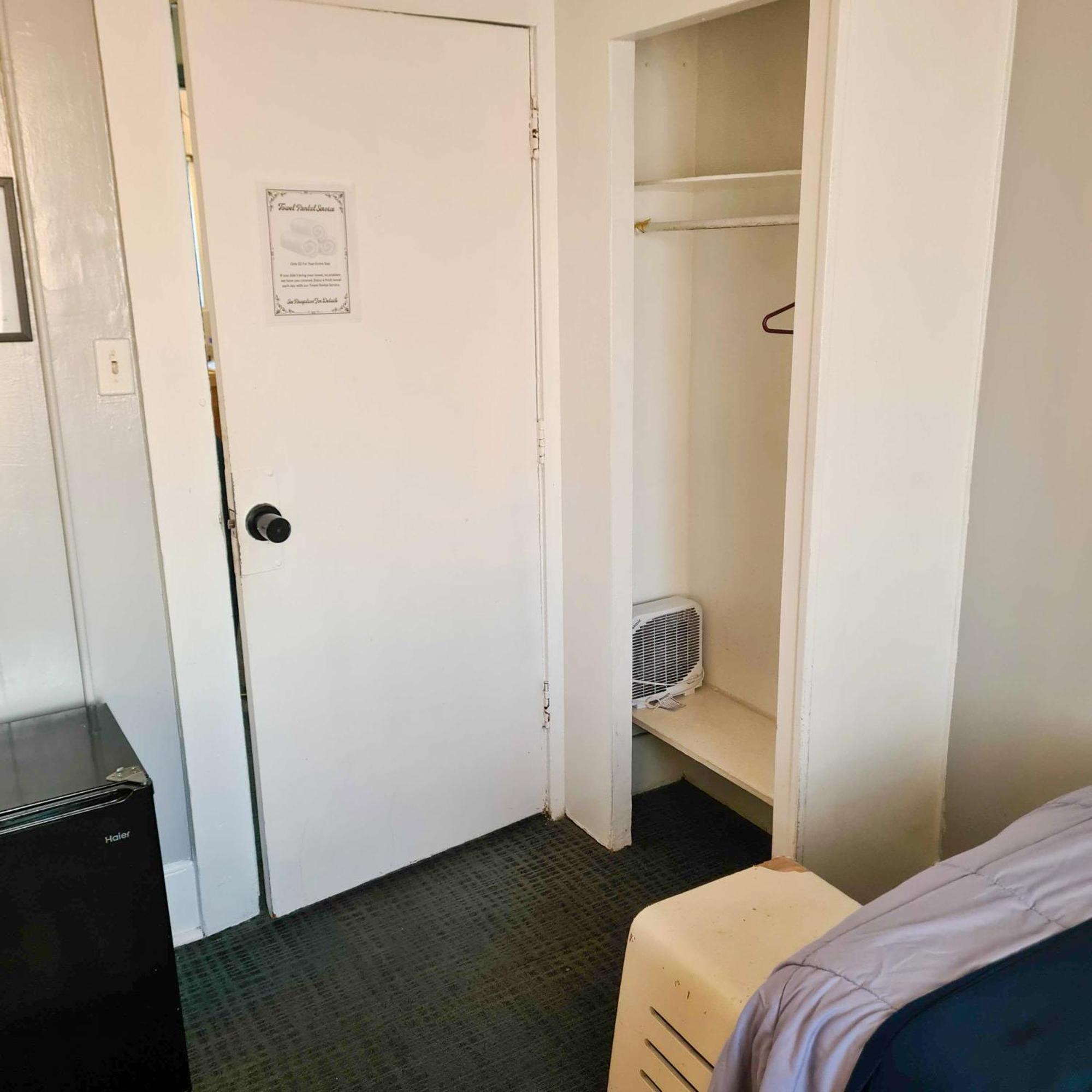 Ith Hermosa Beach Surf Hostel Lax מראה חיצוני תמונה